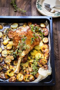 Gigot d'agneau et pommes de terre au four